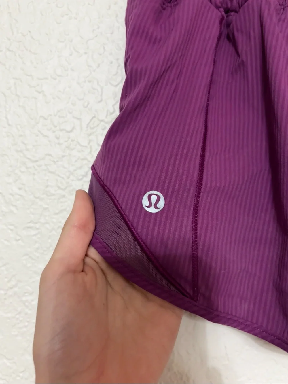 Lululemon Hotty Hots Purple with Stripes 2.5”, Low-Rise, Size 6